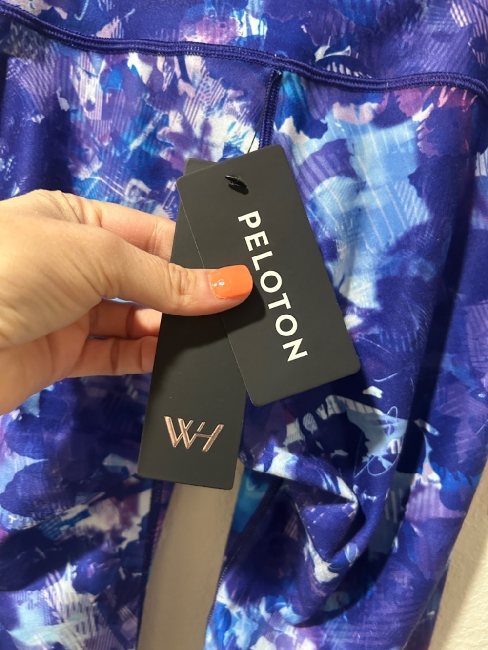 Peloton x WITH Blue Moves Reversible High Waisted Leggings - Picture 8 of 10